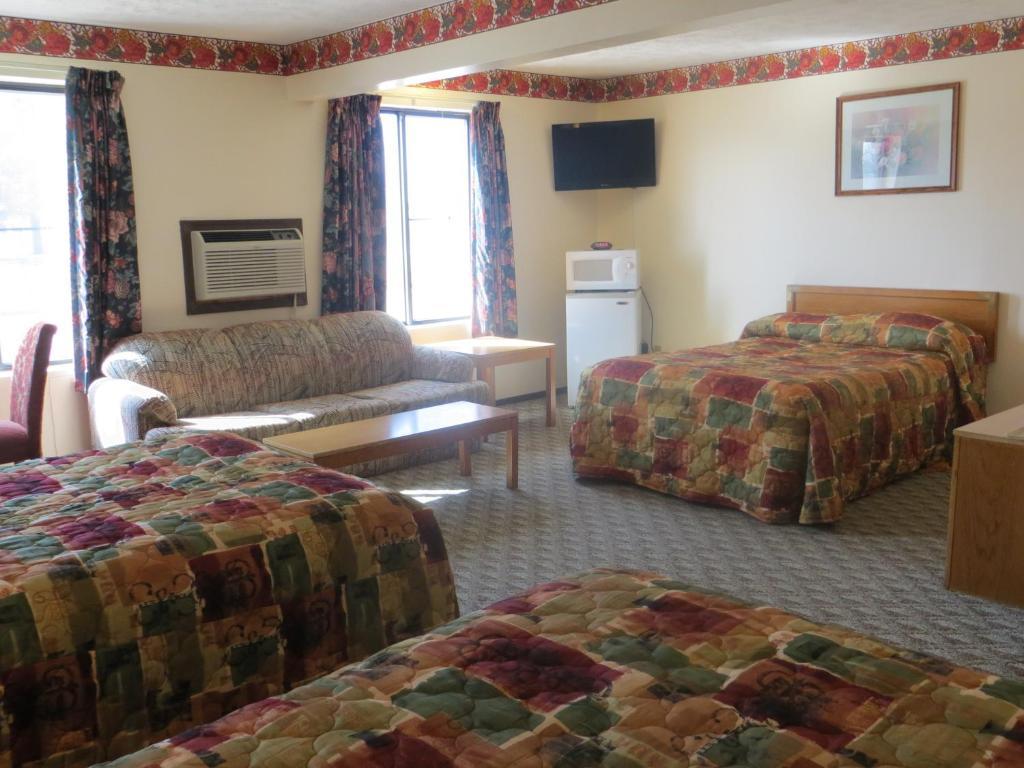 Baxter Inn 4 Less Baxter Springs Room photo
